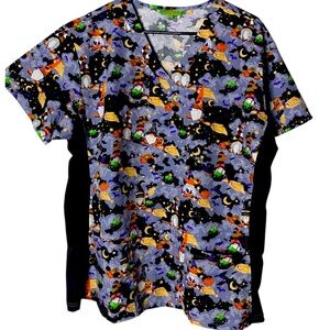 Green Town Simmering Halloween Night Themed Shirt 
2X